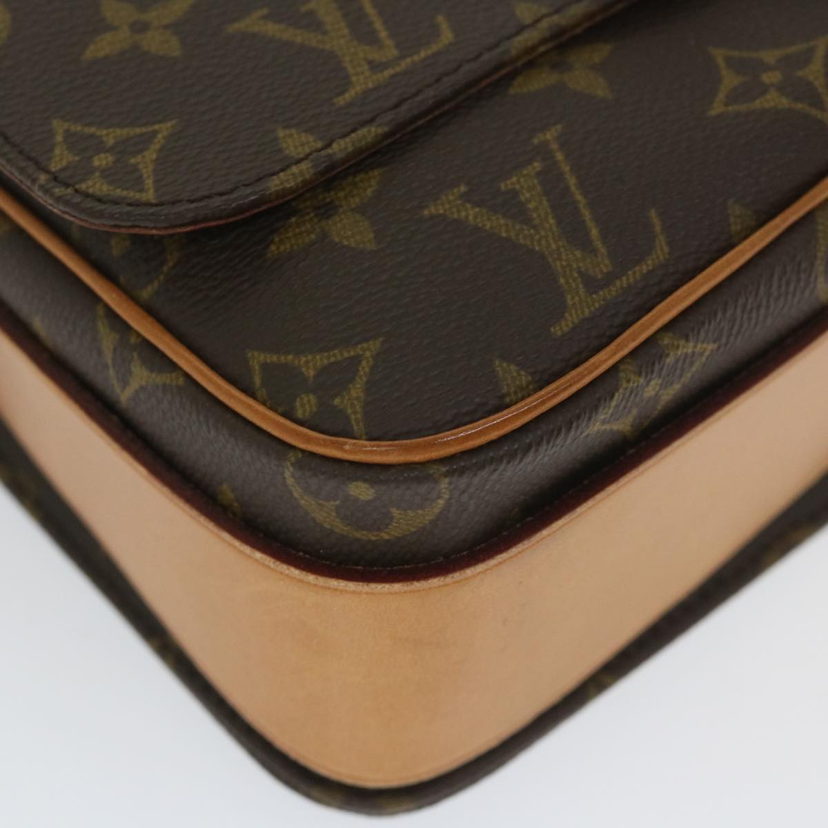 LOUIS VUITTON Monogram Cartouchiere GM Shoulder Bag M51252 LV Auth 55008