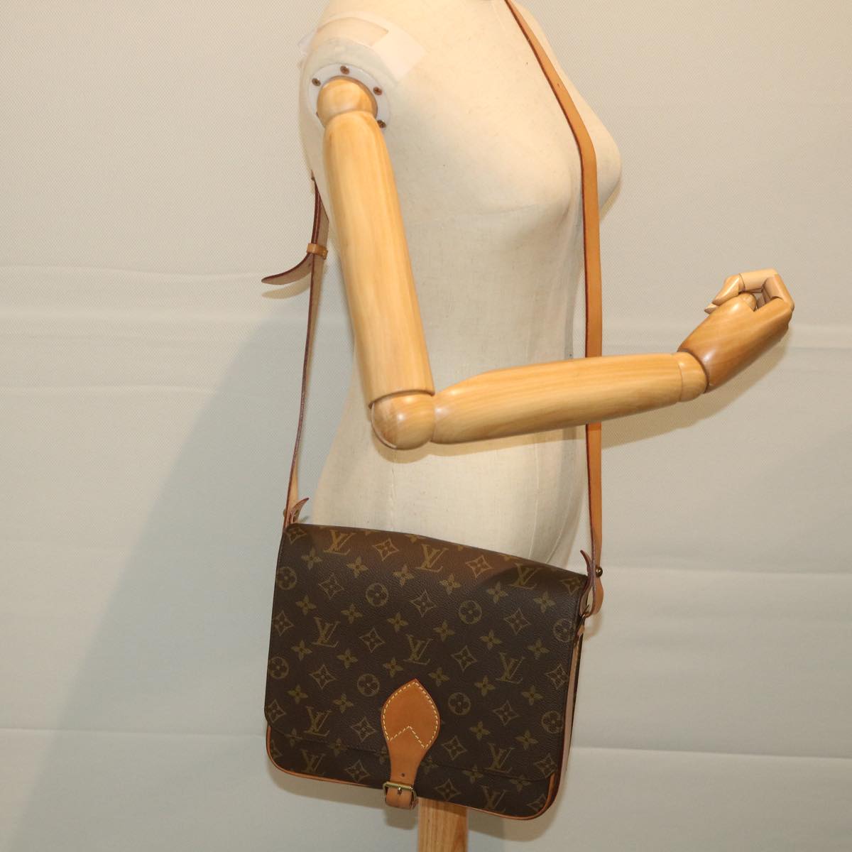 LOUIS VUITTON Monogram Cartouchiere GM Shoulder Bag M51252 LV Auth 55008