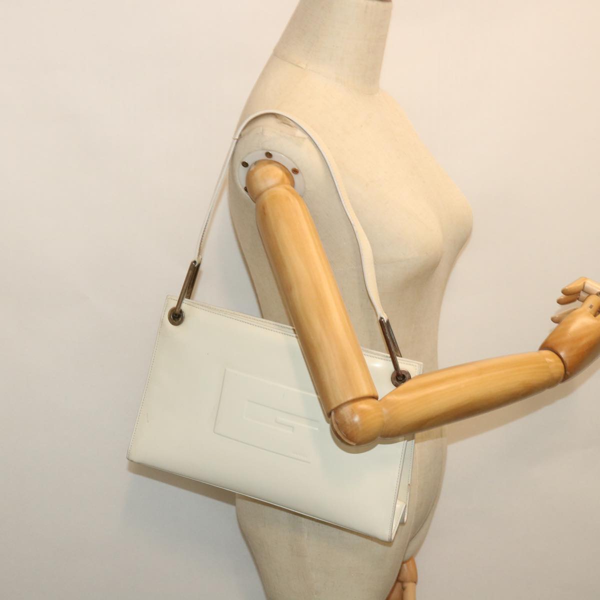 GUCCI Shoulder Bag Patent leather White 001 3034 Auth 55032