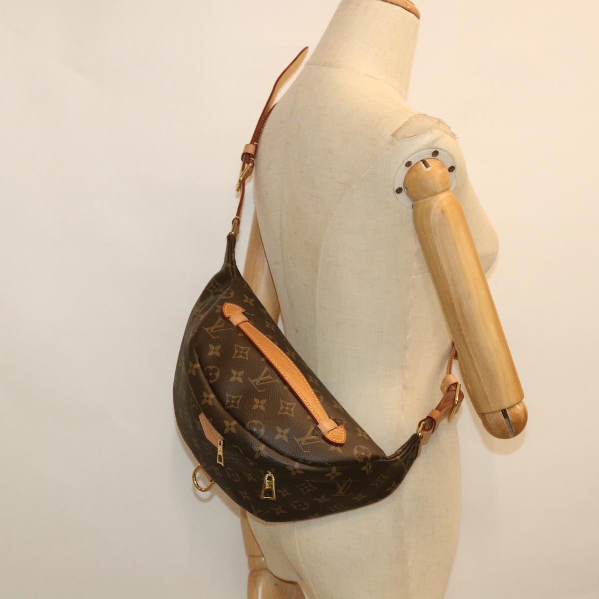 LOUIS VUITTON Monogram Bum Bag Shoulder Bag M43644 LV Auth 55062