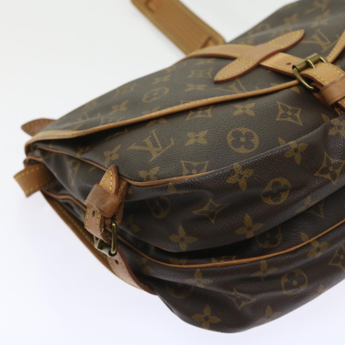 LOUIS VUITTON Monogram Saumur 30 Shoulder Bag M42256 LV Auth 55101