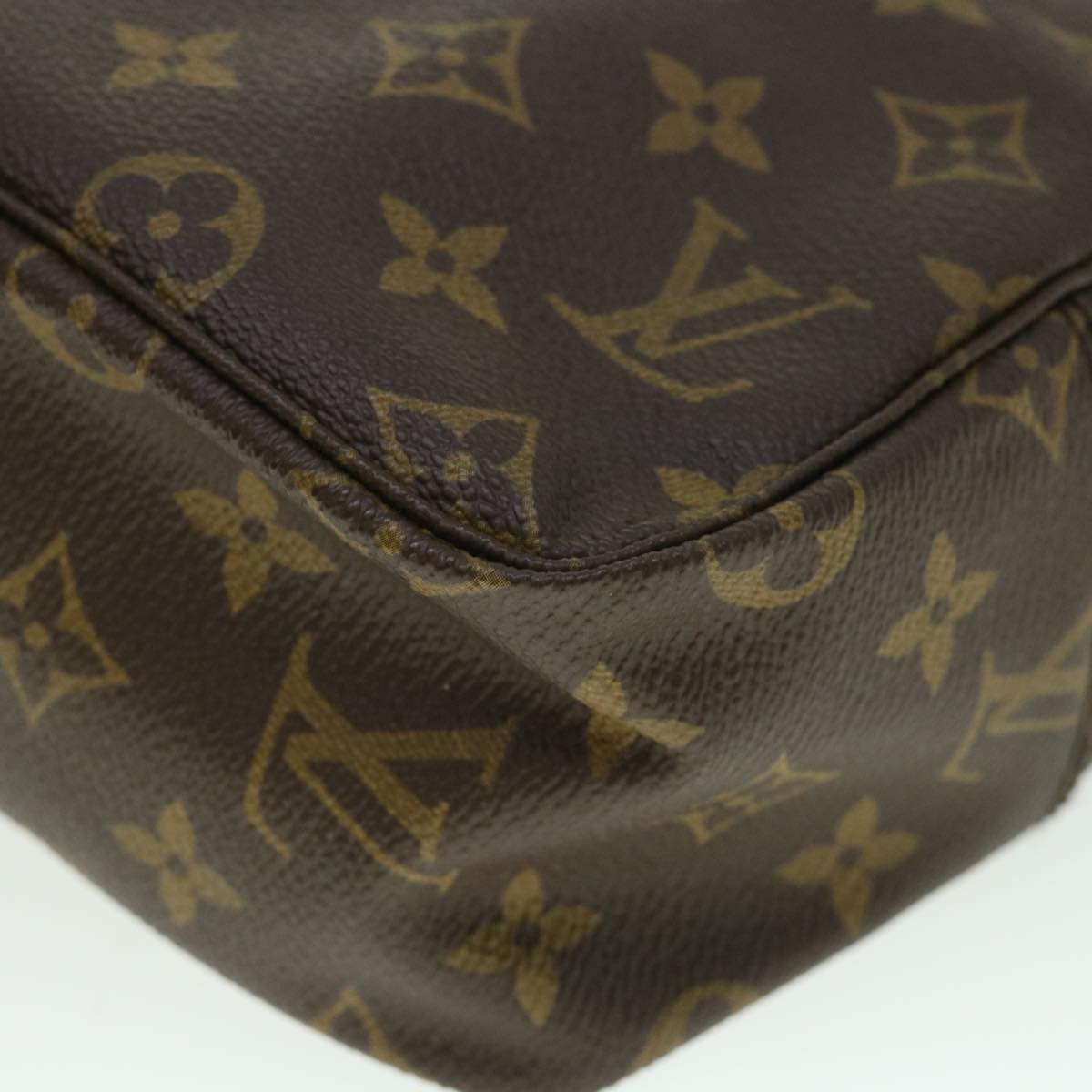 LOUIS VUITTON Monogram Trousse Toilette 28 Clutch Bag M47522 LV Auth 55110