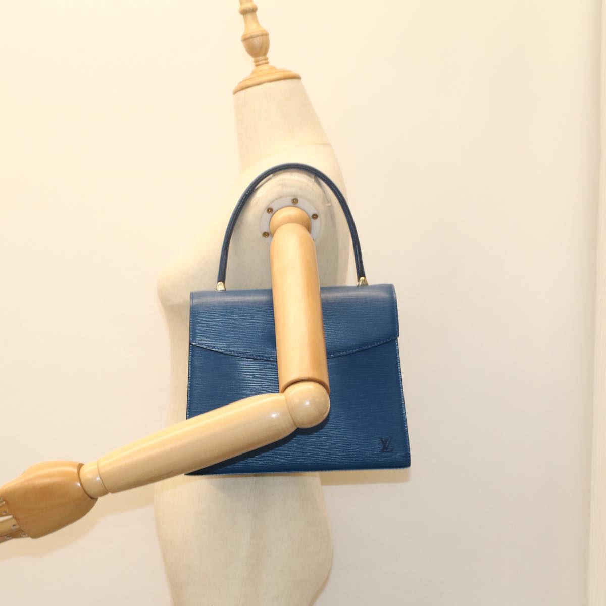 LOUIS VUITTON Epi Malesherbes Hand Bag Blue M52375 LV Auth 55310