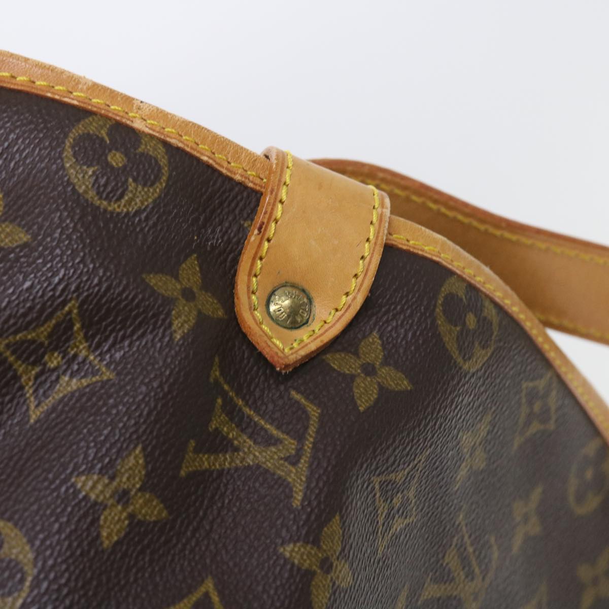 LOUIS VUITTON Monogram Saumur 35 Shoulder Bag M42254 LV Auth 55322