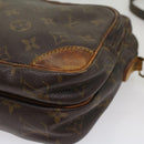 LOUIS VUITTON Monogram Amazon Umhängetasche M45236 LV Auth 55327-15