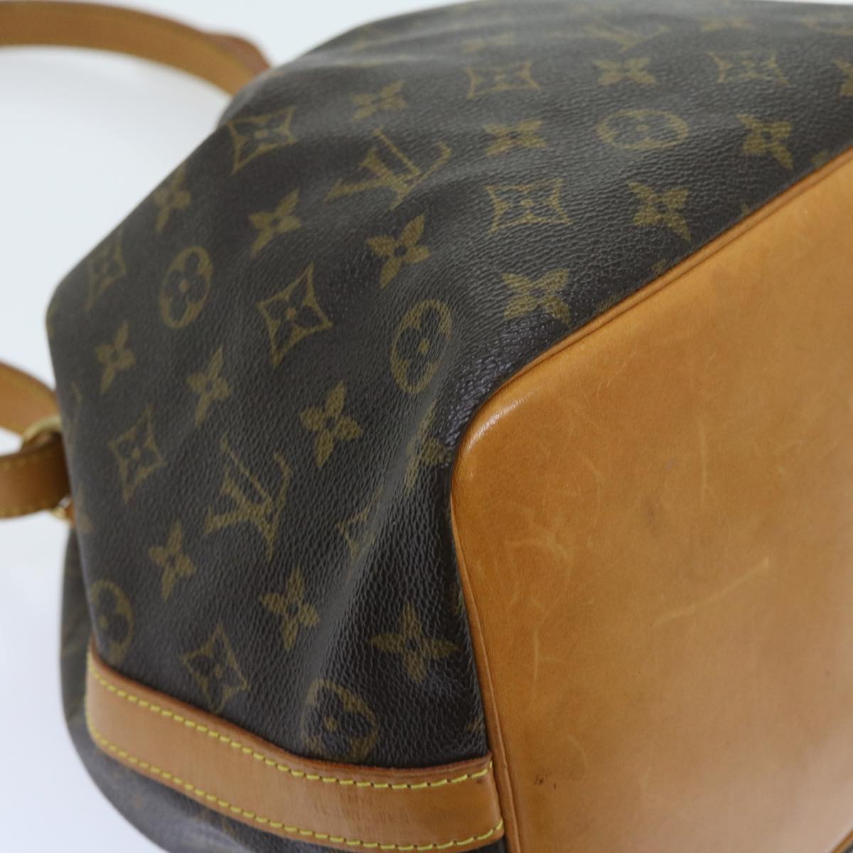 LOUIS VUITTON Monogram Petit Noe Shoulder Bag M42226 LV Auth 55367