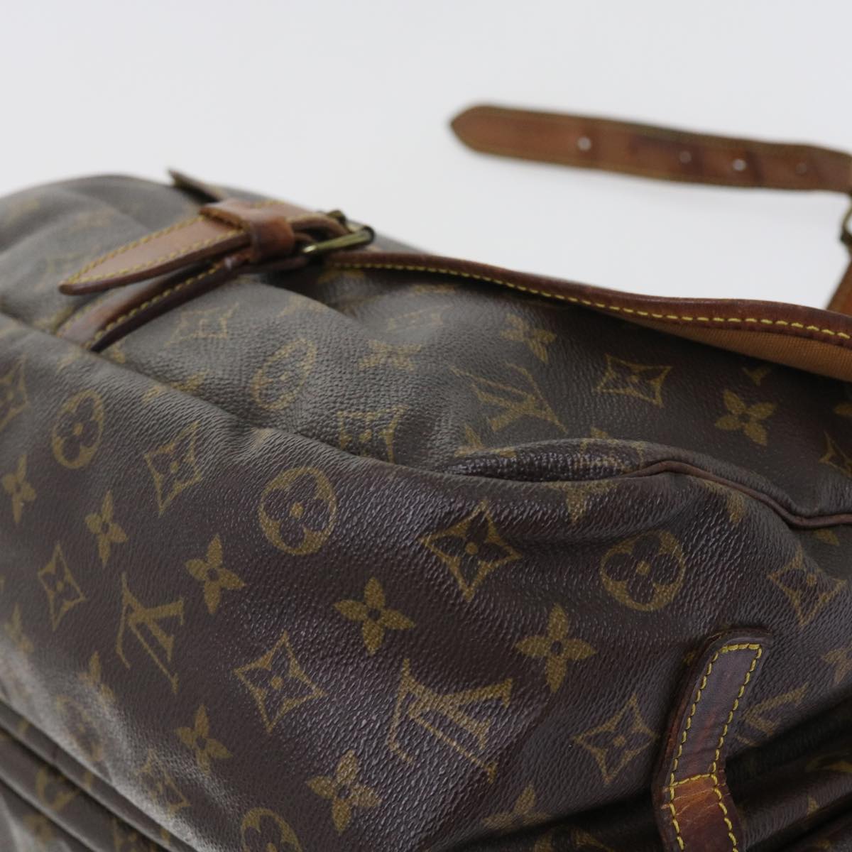 LOUIS VUITTON Monogram Saumur 35 Shoulder Bag M42254 LV Auth 55382