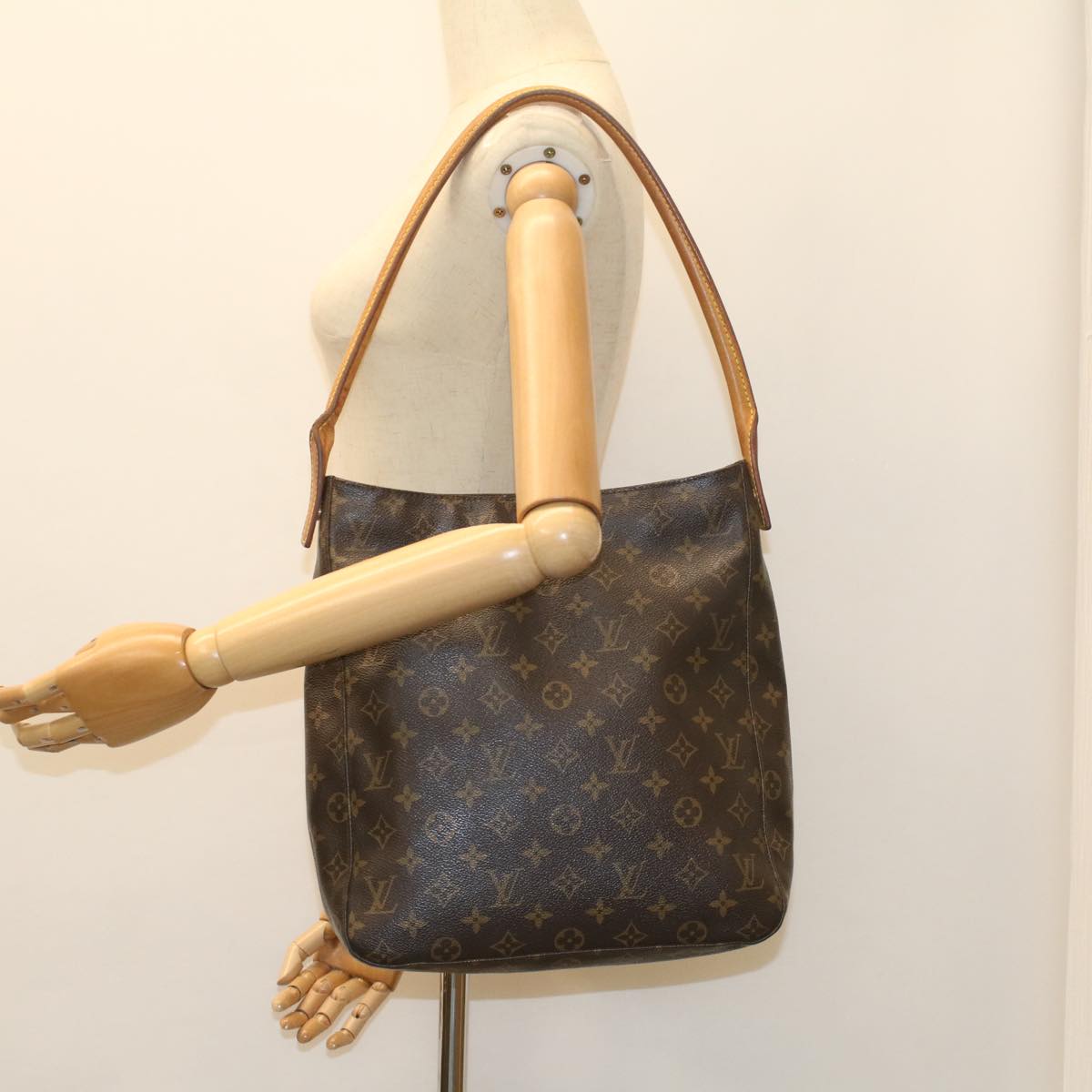 LOUIS VUITTON Monogram Looping GM Shoulder Bag M51145 LV Auth 55387