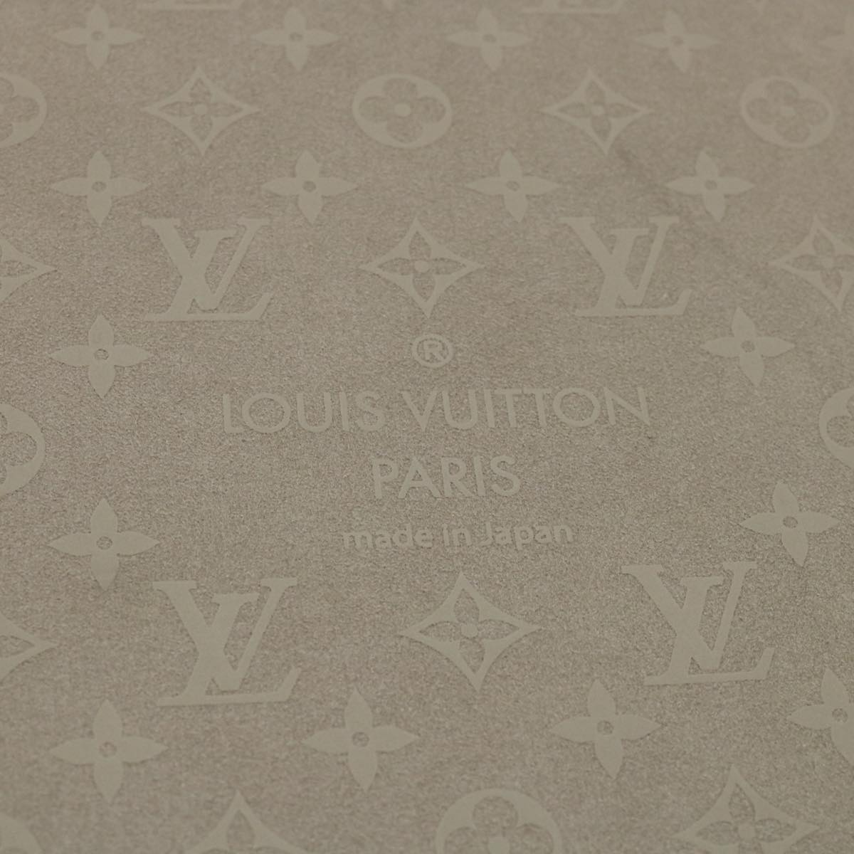 LOUIS VUITTON Monogram Etui Tapi Yoga Exercise Mat Beige GI0501 LV Auth 55732A