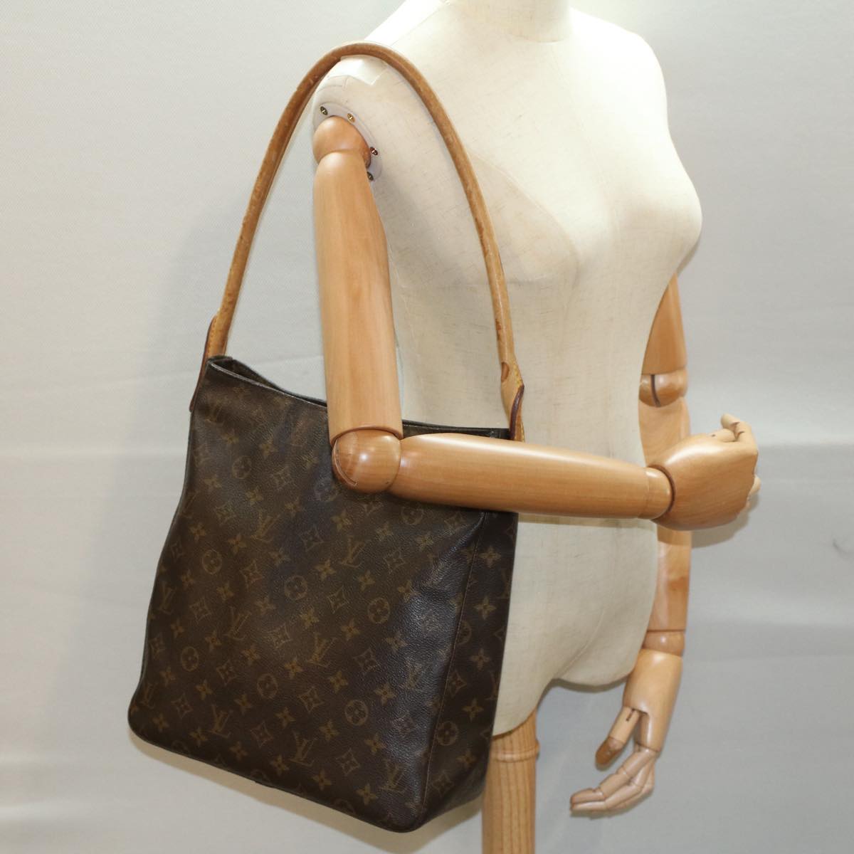 LOUIS VUITTON Monogram Looping GM Shoulder Bag M51145 LV Auth 55850