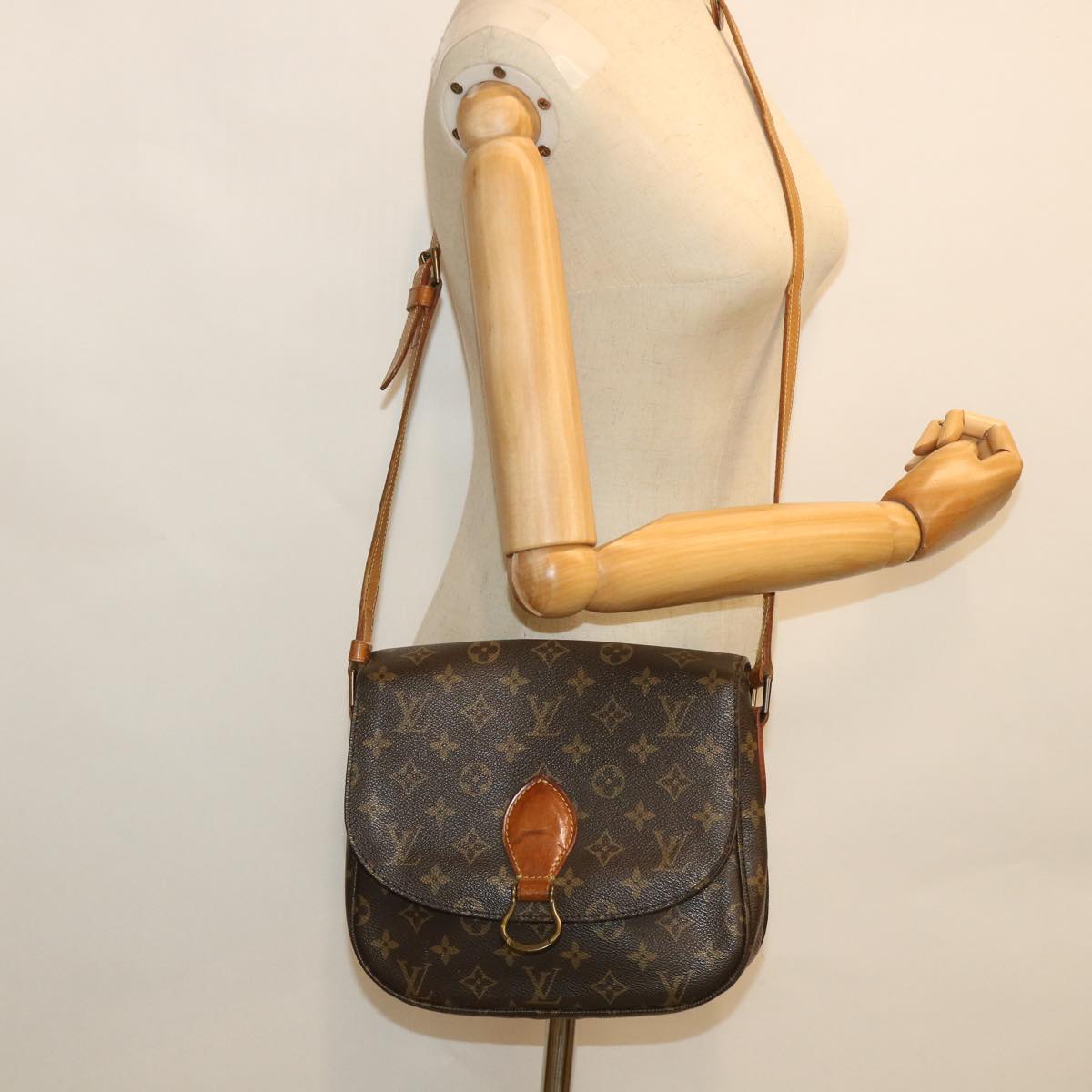 LOUIS VUITTON Monogram Saint Cloud GM Shoulder Bag M51242 LV Auth 55936