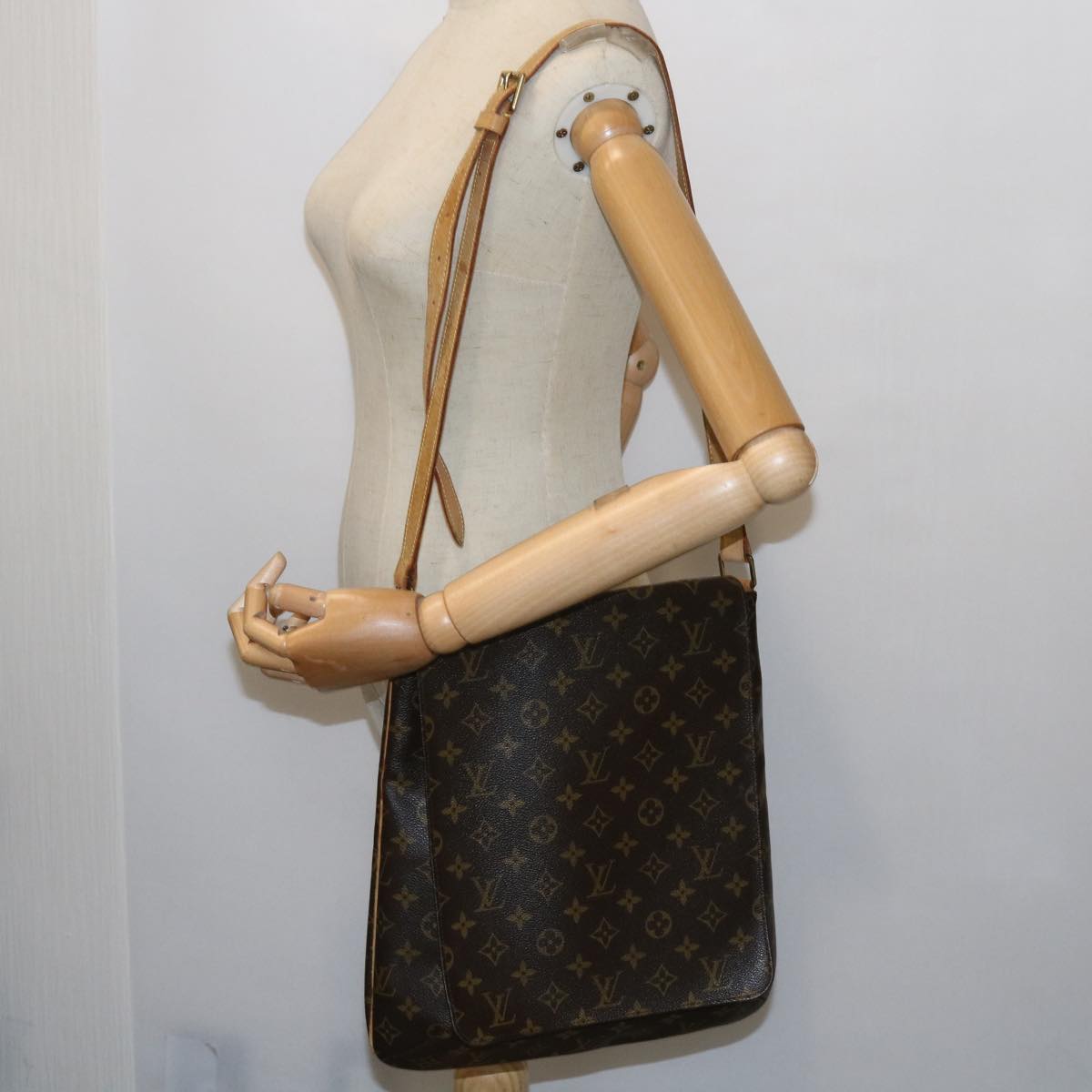 LOUIS VUITTON Monogram Musette Shoulder Bag M51256 LV Auth 55957