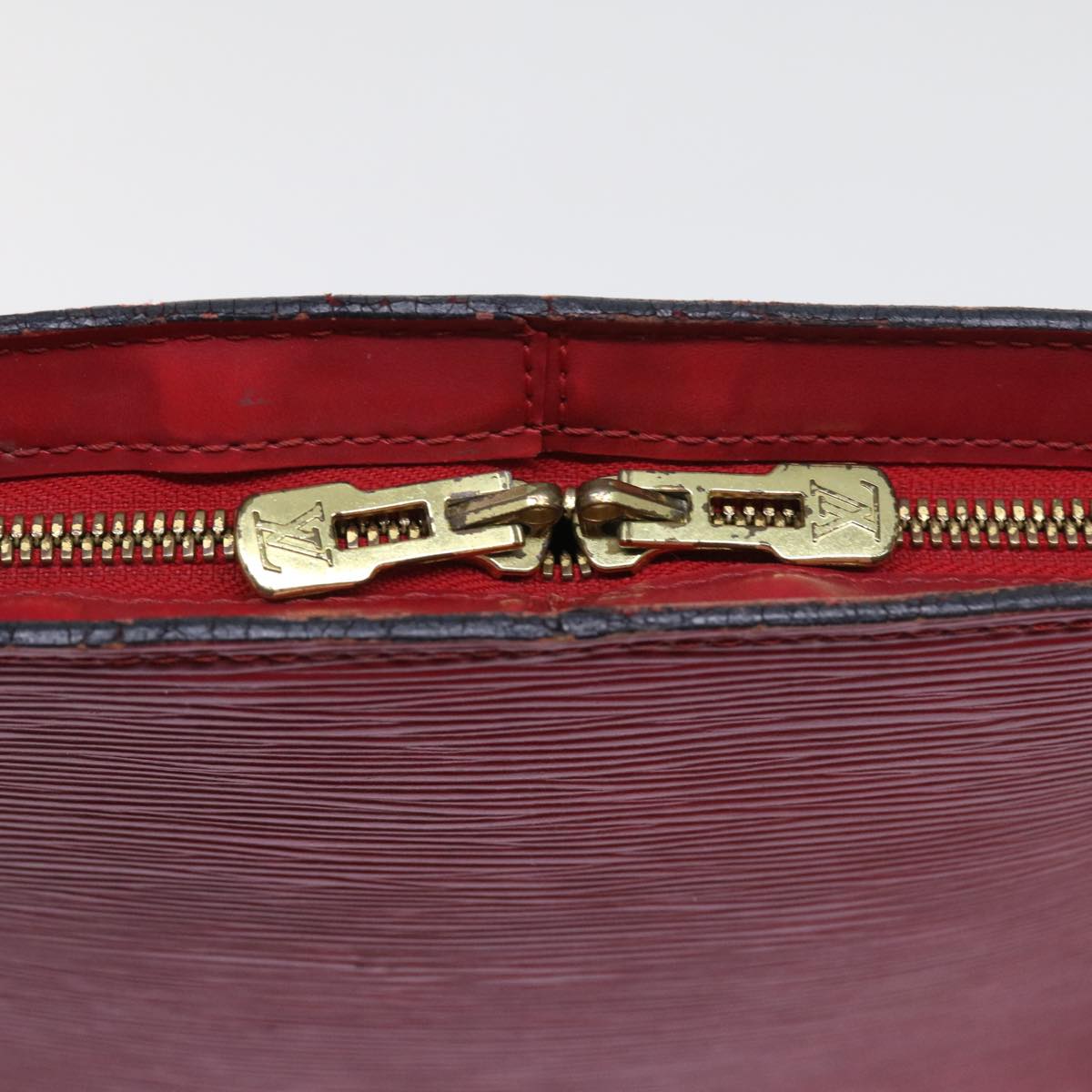 LOUIS VUITTON Epi Lussac Shoulder Bag Red M52287 LV Auth 56000