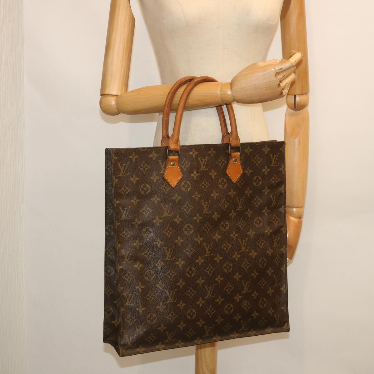 LOUIS VUITTON Monogram Sac Plat Hand Bag M51140 LV Auth 56030