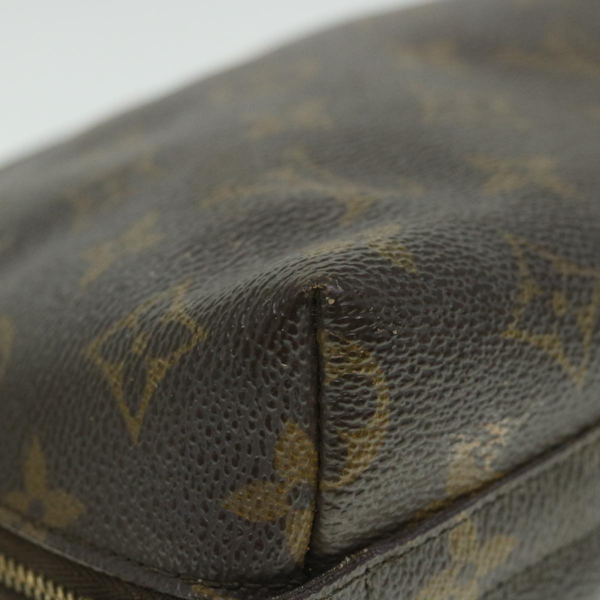 LOUIS VUITTON Monogram Trousse Demi Ronde Cosmetic Pouch M47520 LV Auth 56099