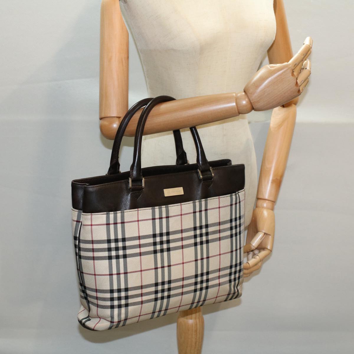 BURBERRY Nova Check Tote Bag Nylon Canvas Beige Auth 56349