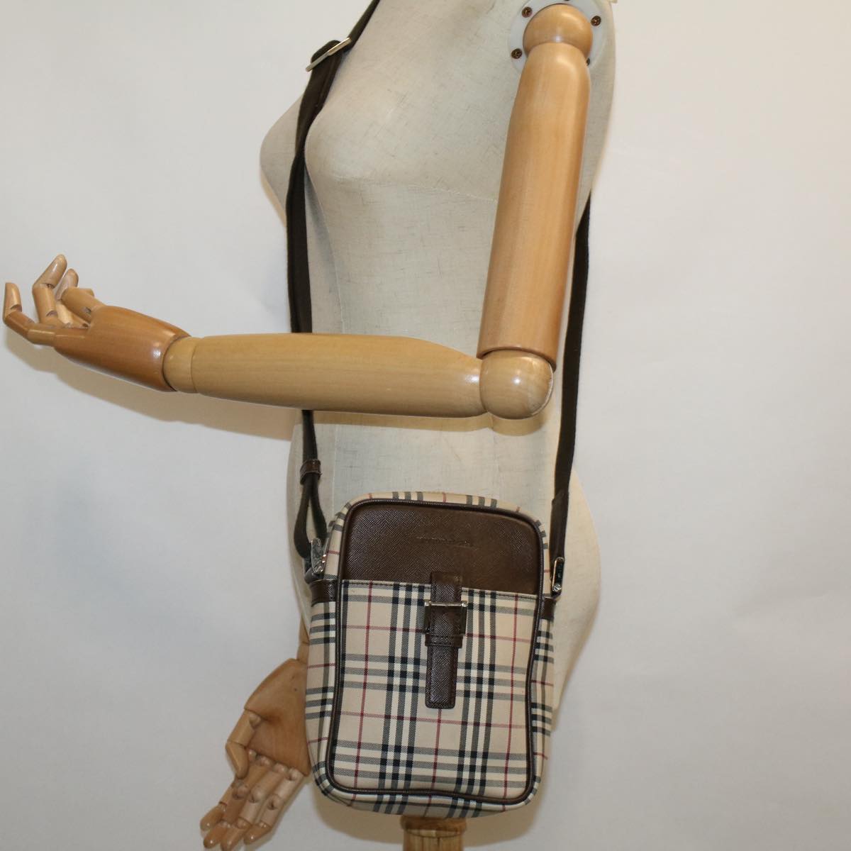 BURBERRY Nova Check Shoulder Bag Canvas Beige Brown Auth 56460