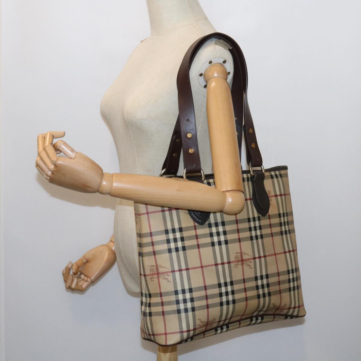 BURBERRY Nova Check Tote Bag PVC Leather Beige Auth 56575