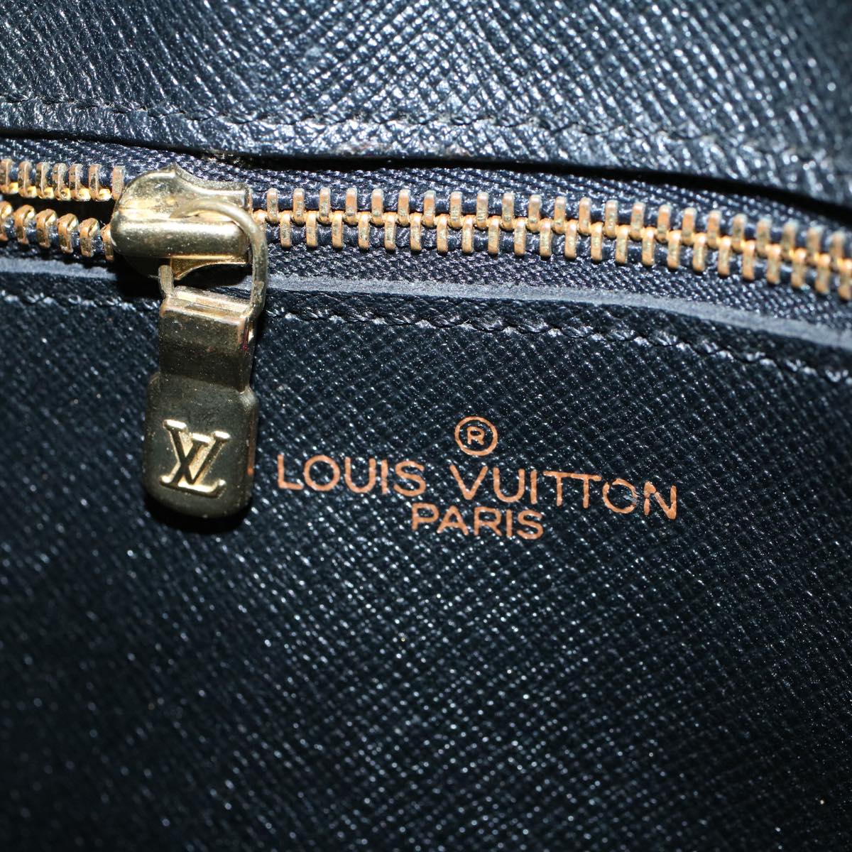 LOUIS VUITTON Epi June Feuille Shoulder Bag Black M52152 LV Auth 56673