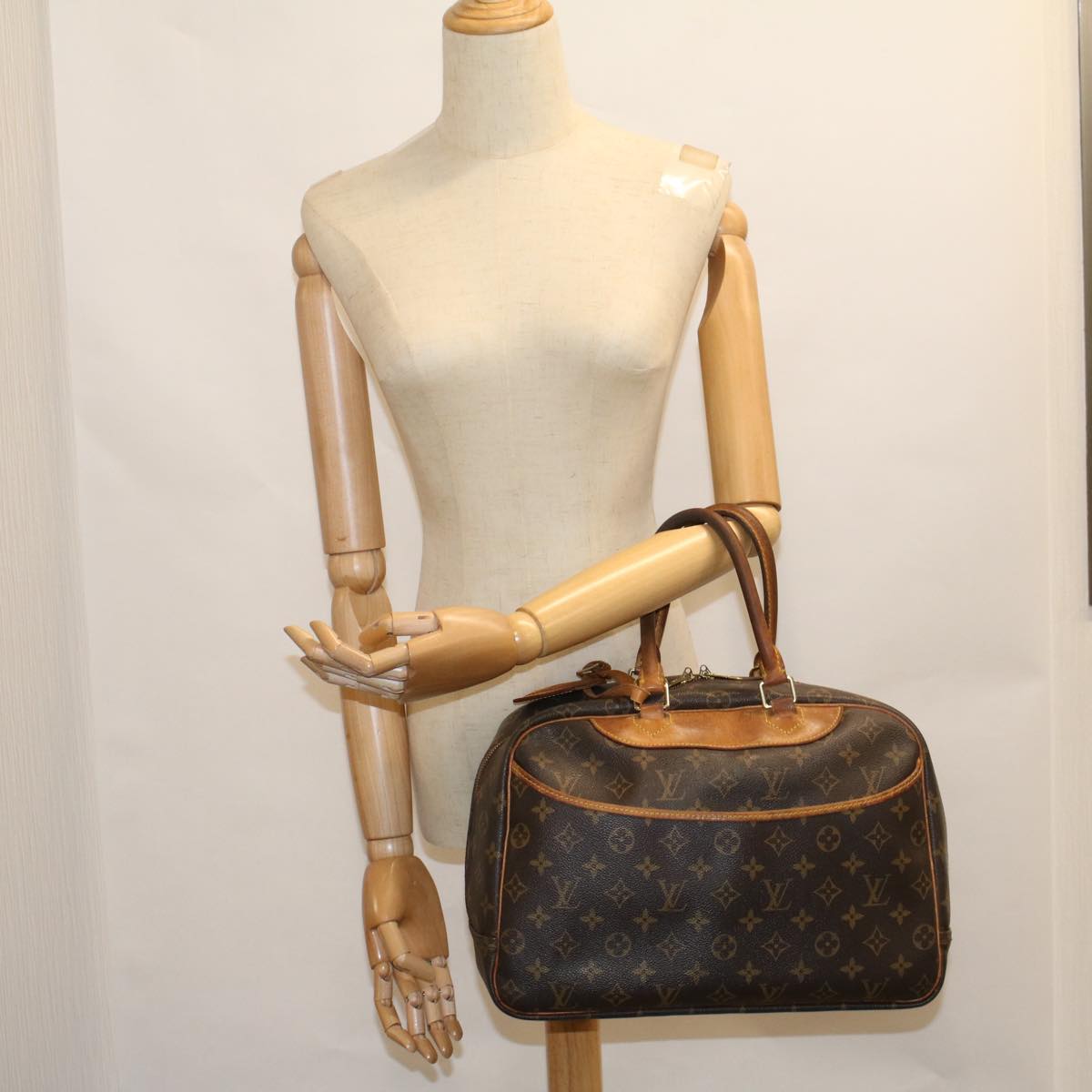 LOUIS VUITTON Monogram Deauville Hand Bag M47270 LV Auth 56864