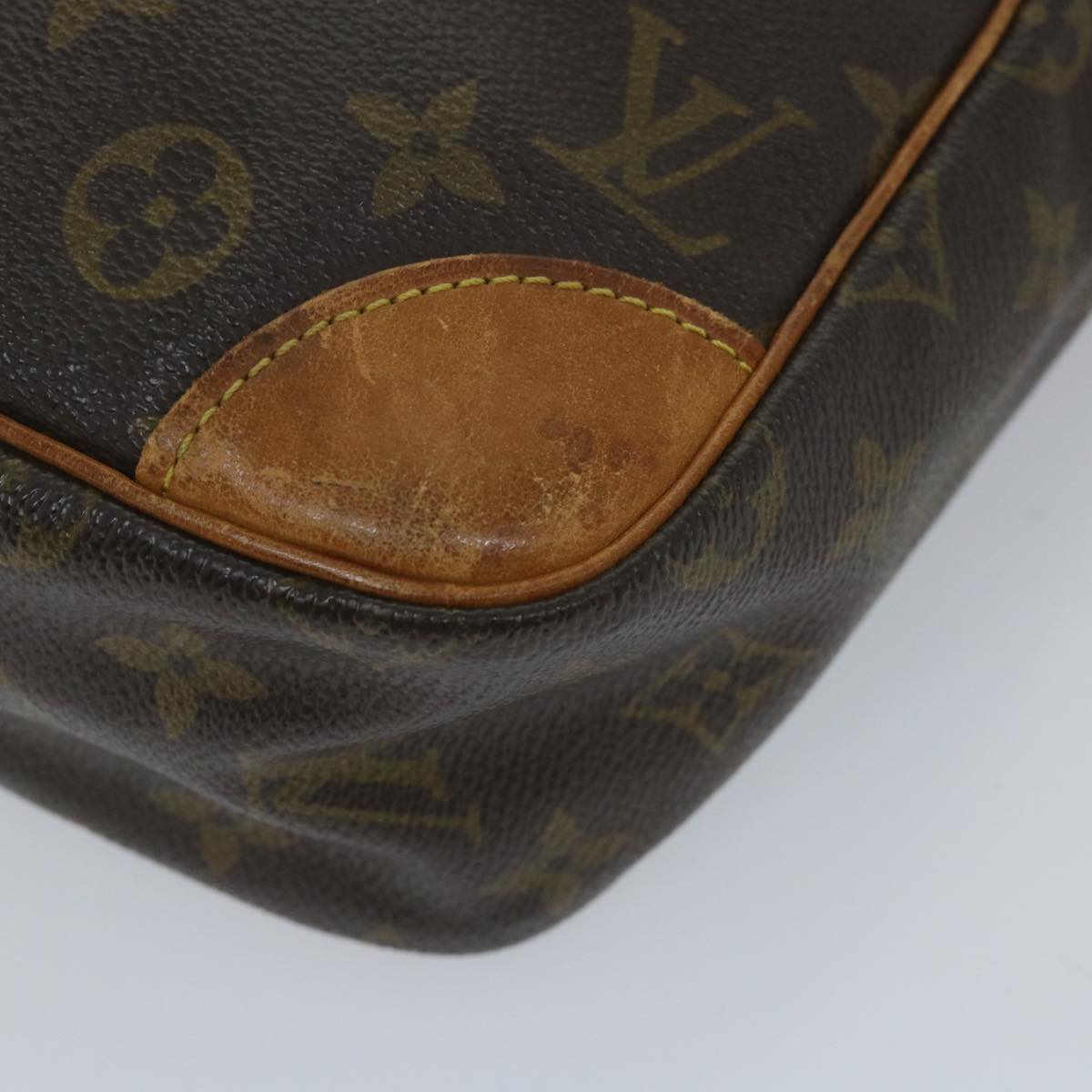 LOUIS VUITTON Monogram Danube GM Shoulder Bag M45262 LV Auth 56865