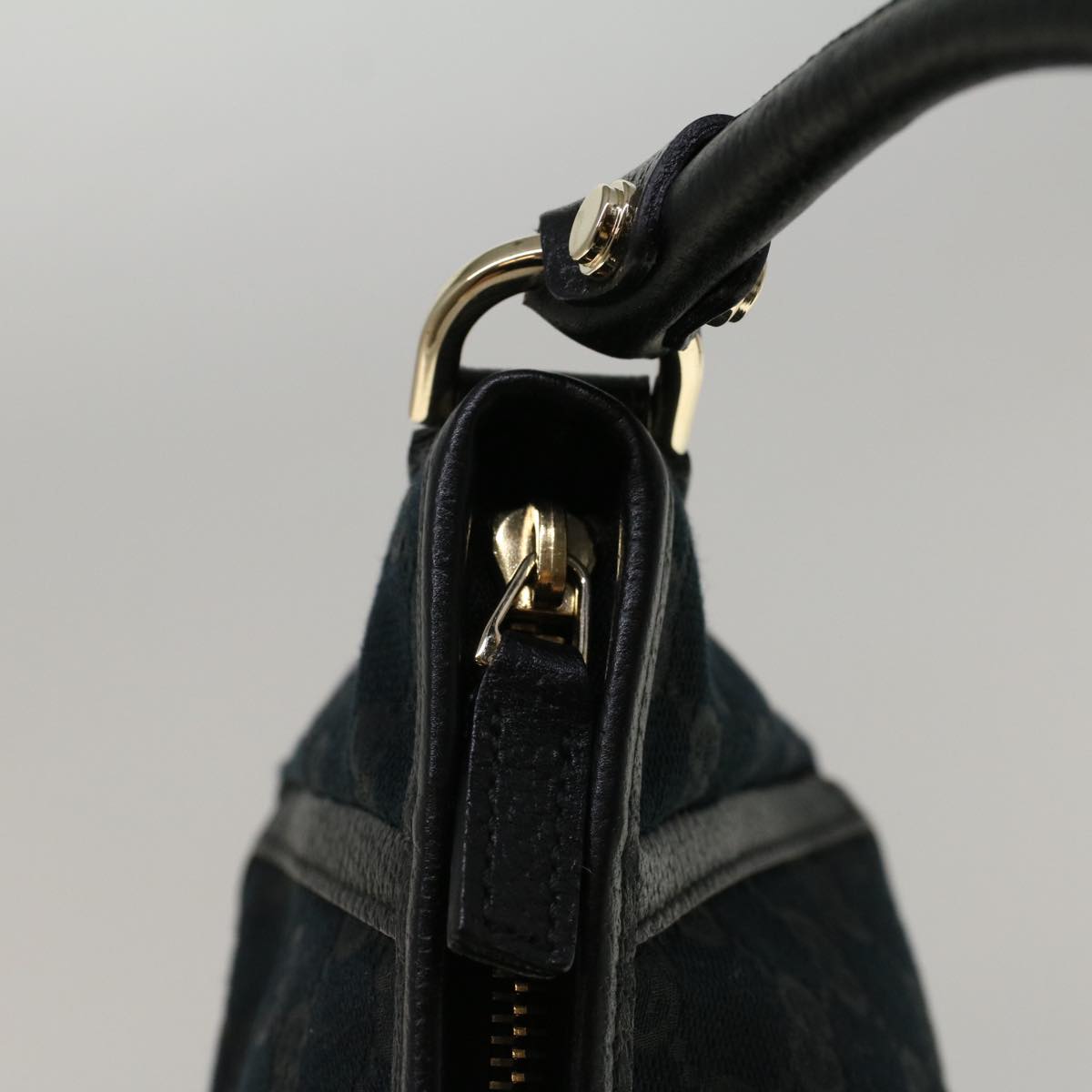 GUCCI GG Canvas Abbey Shoulder Bag Black 130939 Auth 57216