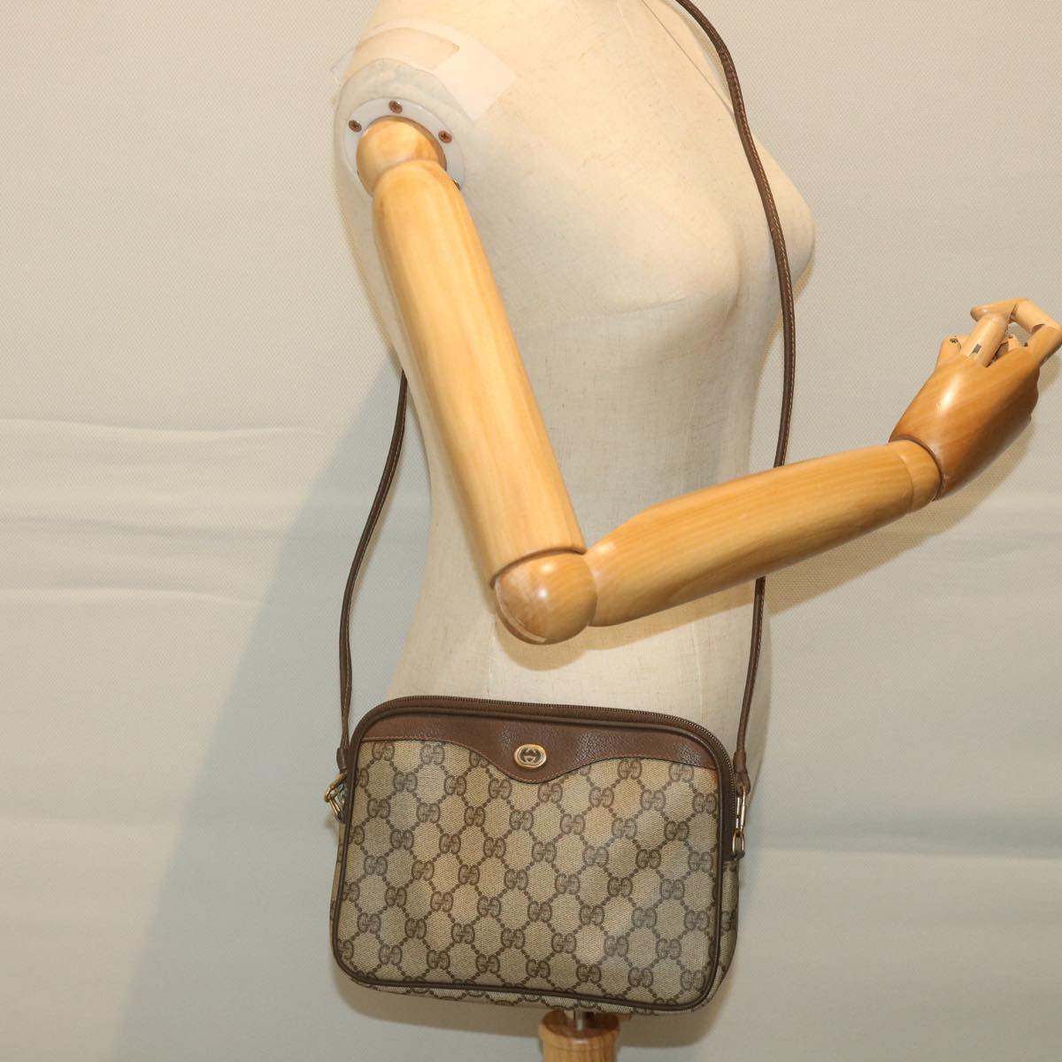 GUCCI GG Canvas Shoulder Bag PVC Leather Beige Auth 57244