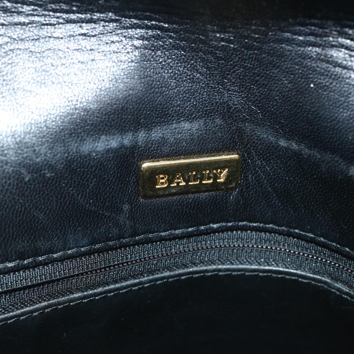BALLY Chain Quilted Shoulder Bag Leather Black Auth 57285