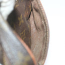 LOUIS VUITTON Monogram Danube Umhängetasche M45266 LV Auth 57436-20