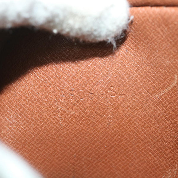 LOUIS VUITTON Monogram Danube Umhängetasche M45266 LV Auth 57436