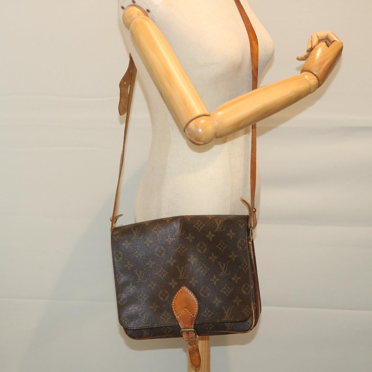 LOUIS VUITTON Monogram Cartouchiere GM Shoulder Bag M51252 LV Auth 57452