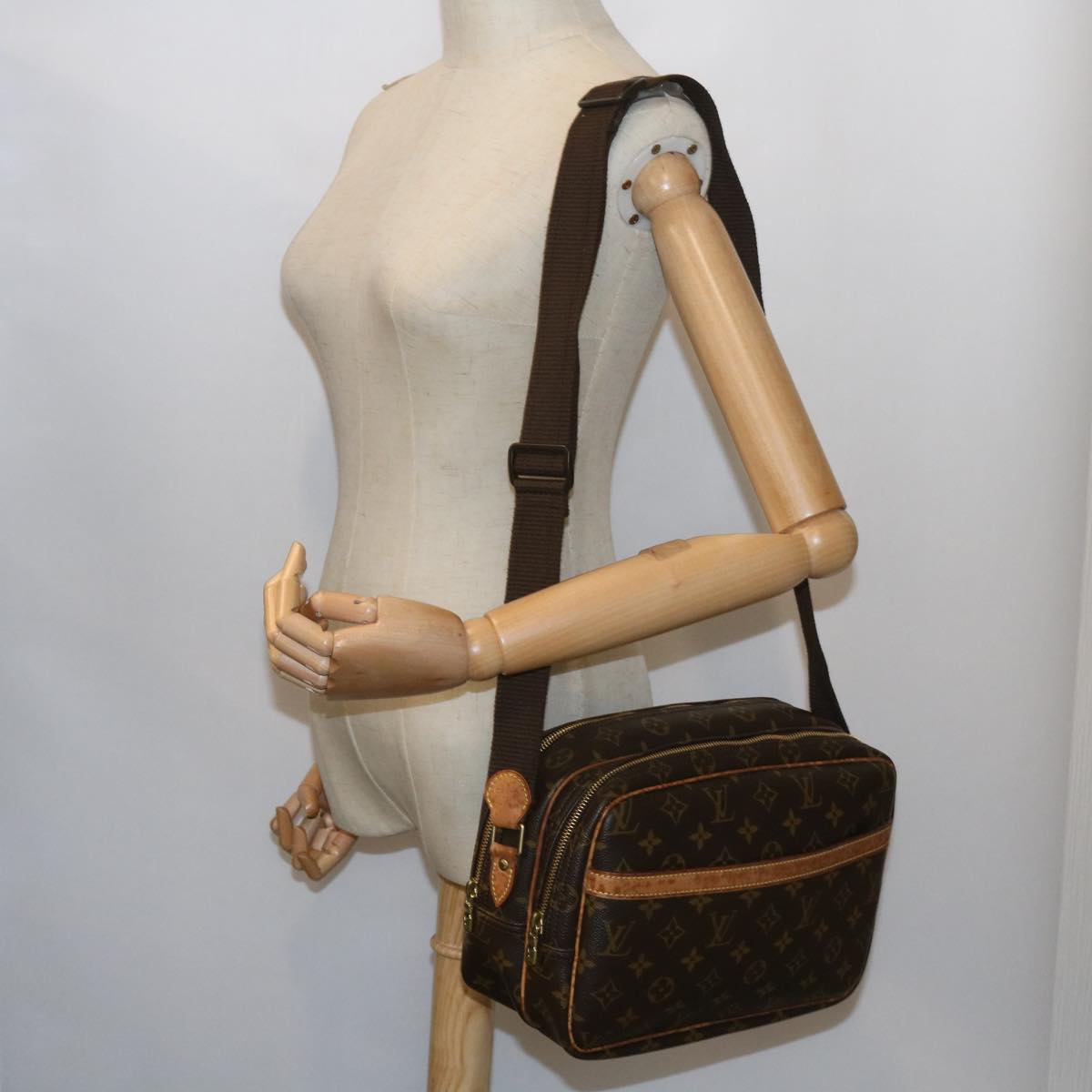 LOUIS VUITTON Monogram Reporter PM Shoulder Bag M45254 LV Auth 57460