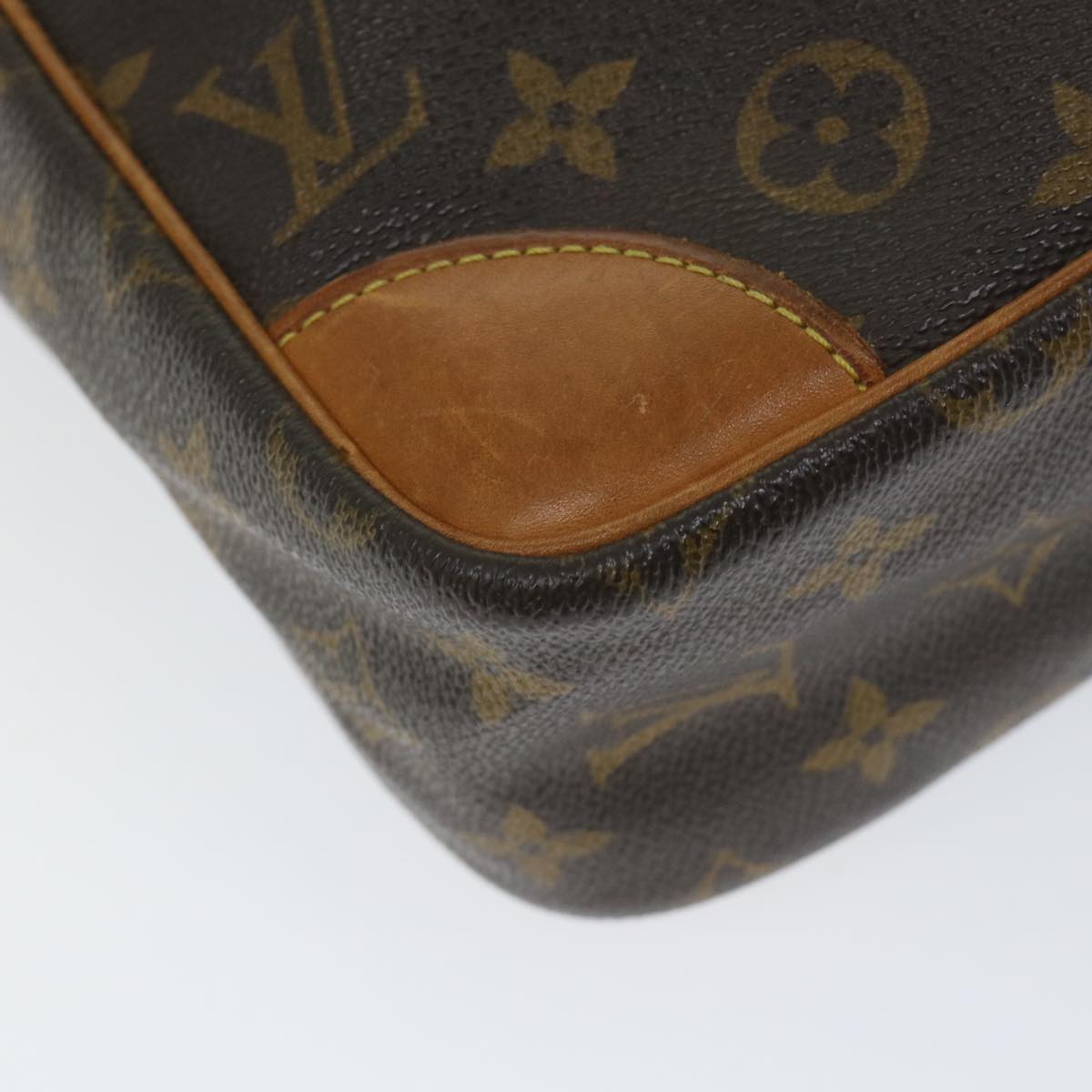 LOUIS VUITTON Monogram Danube MM Shoulder Bag M45264 LV Auth 57466