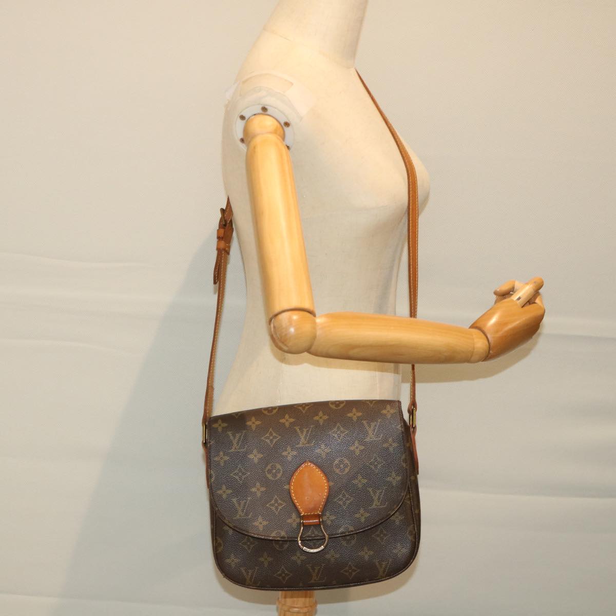 LOUIS VUITTON Monogram Saint Cloud GM Shoulder Bag M51242 LV Auth 57497