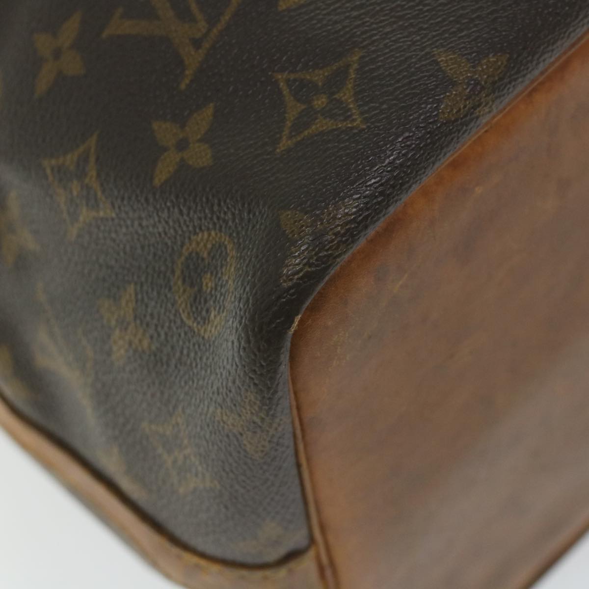 LOUIS VUITTON Monogram Petit Noe Shoulder Bag M42226 LV Auth 57590