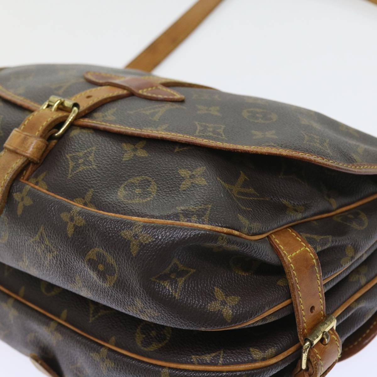 LOUIS VUITTON Monogram Saumur 30 Shoulder Bag M42256 LV Auth 57662