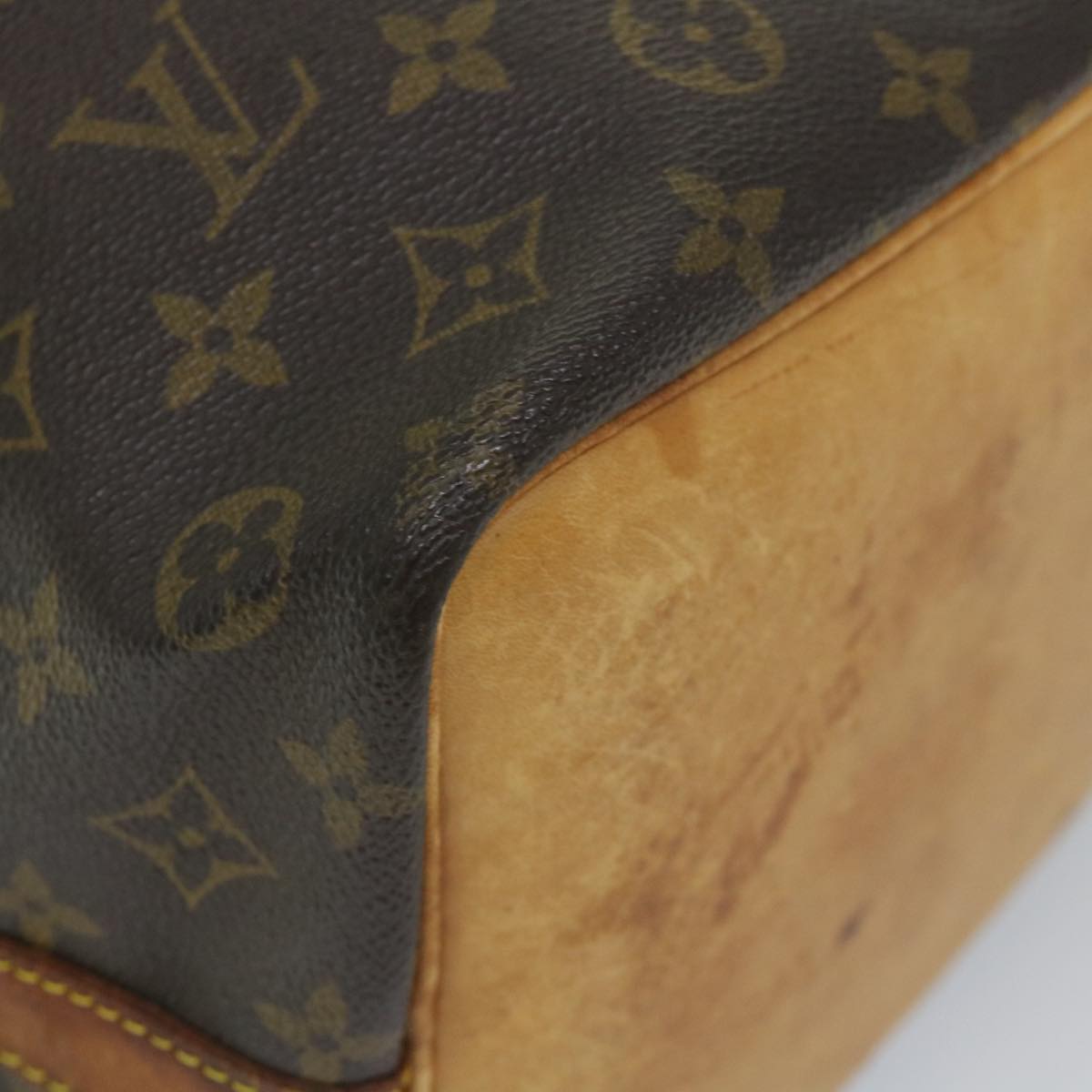 LOUIS VUITTON Monogram Petit Noe Shoulder Bag M42226 LV Auth 57692