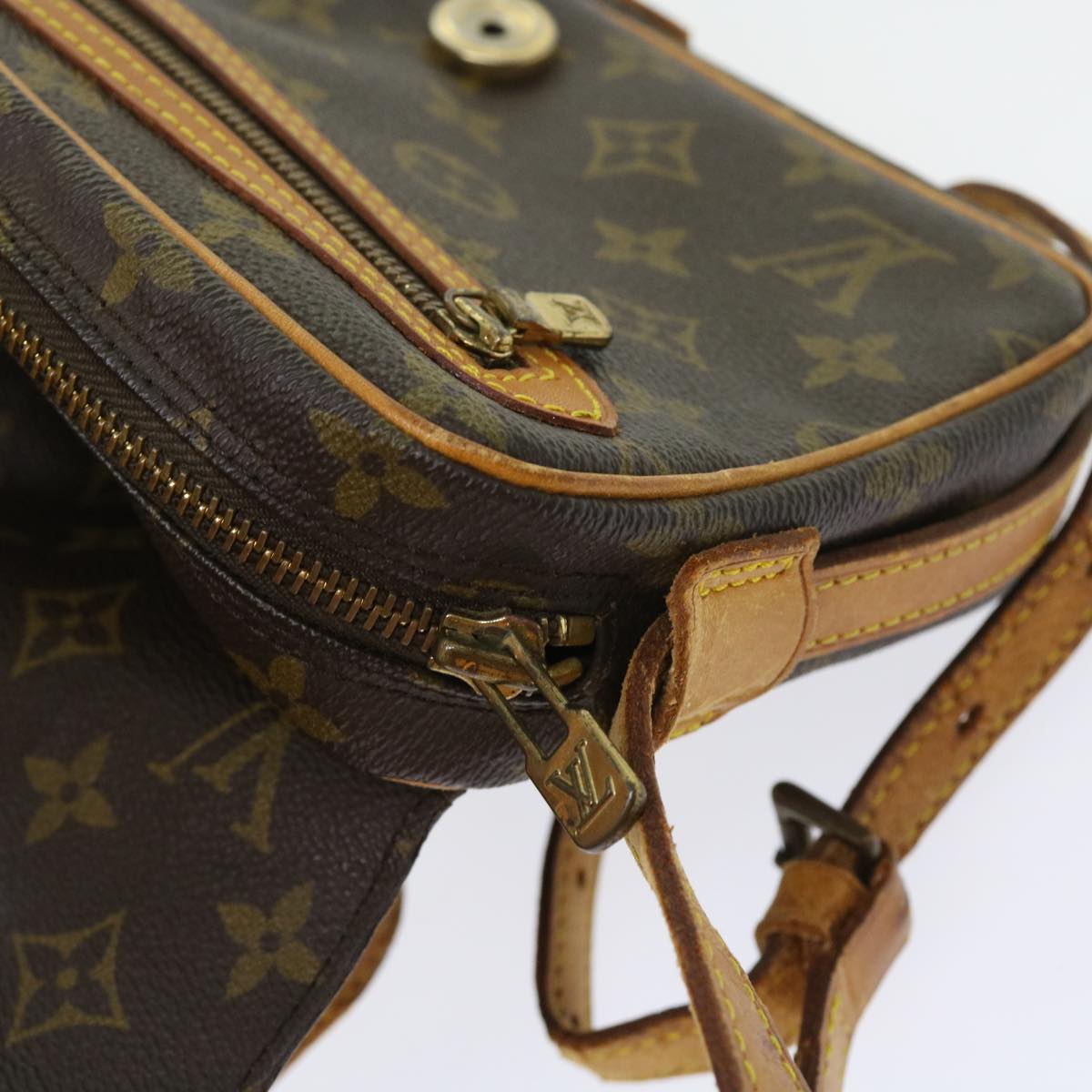 LOUIS VUITTON Monogram Saint Germain Shoulder Bag M51210 LV Auth 57909