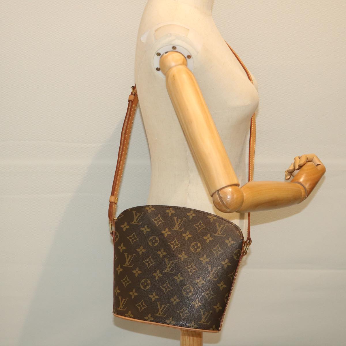 LOUIS VUITTON Monogram Drouot Shoulder Shoulder Bag M51290 LV Auth 57941