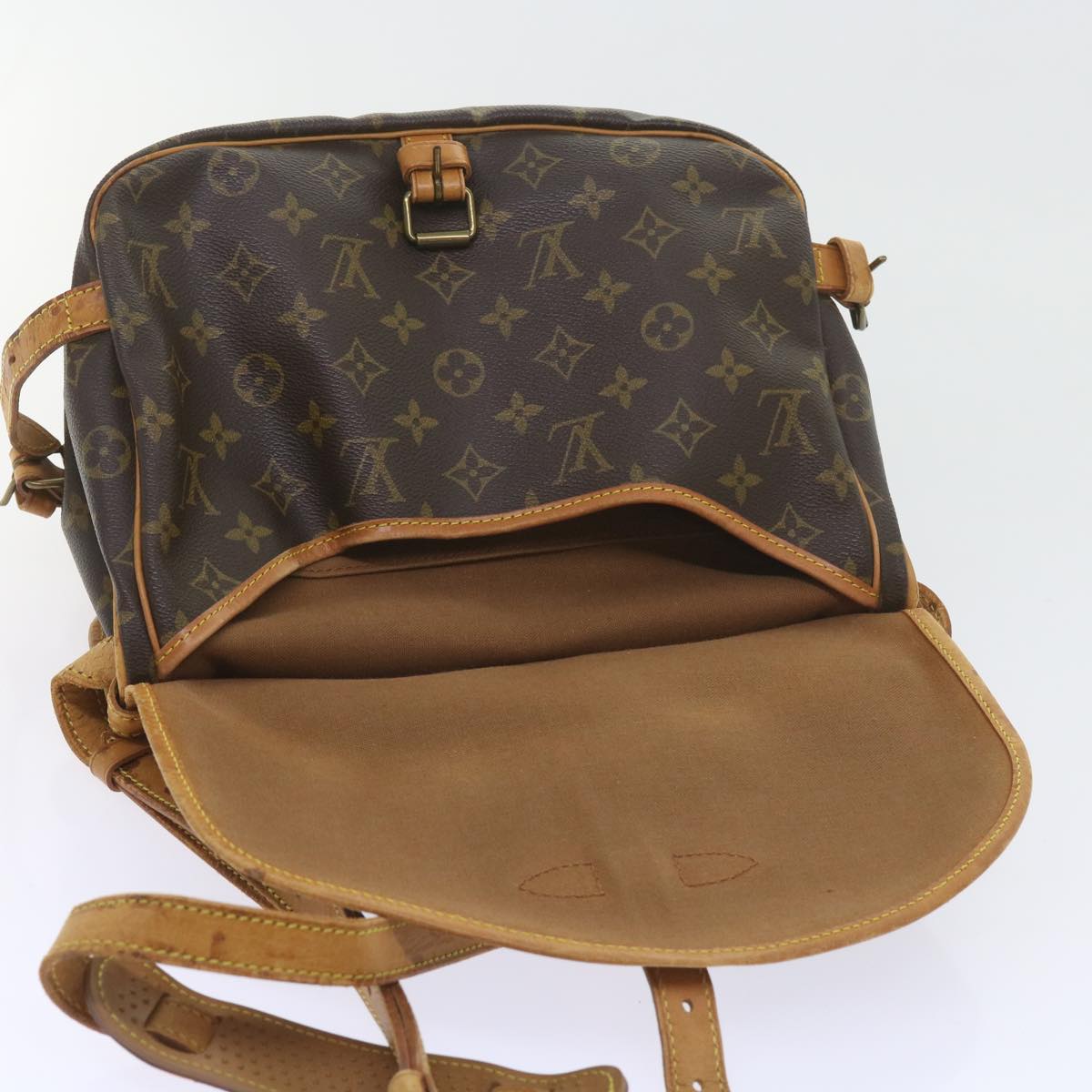 LOUIS VUITTON Monogram Saumur 30 Shoulder Bag M42256 LV Auth 57991