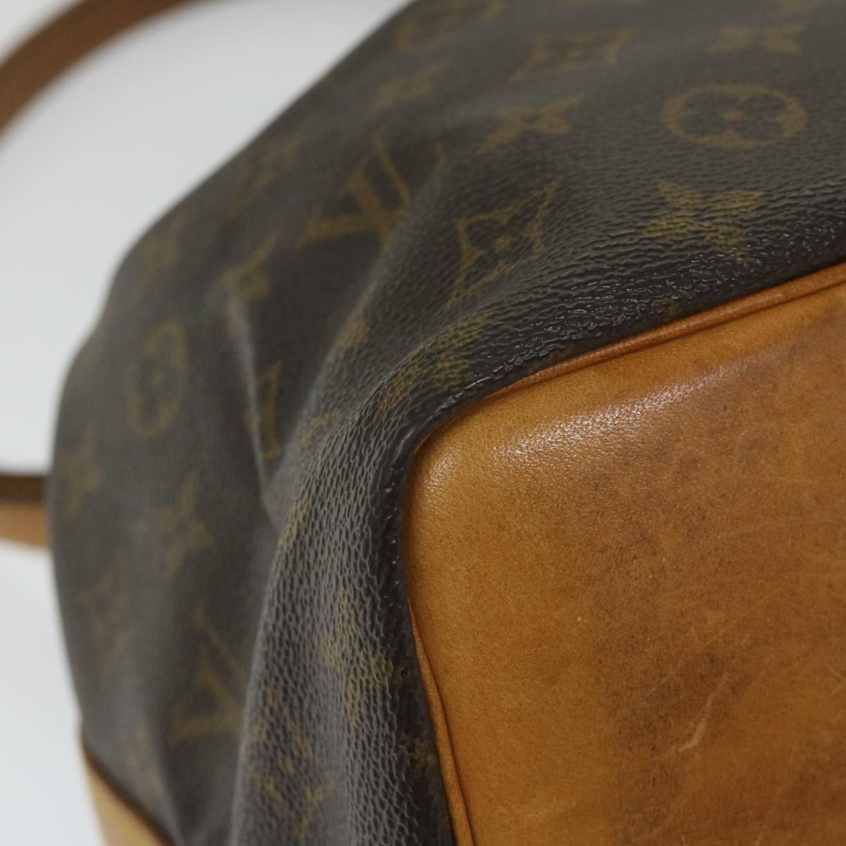 LOUIS VUITTON Monogram Petit Noe Shoulder Bag M42226 LV Auth 57999