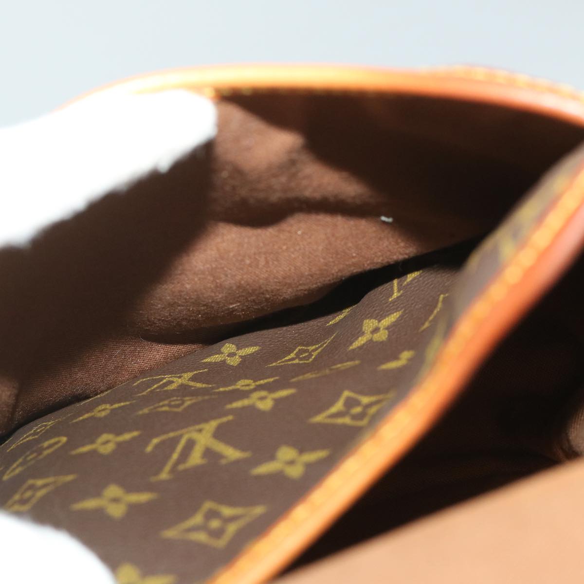 LOUIS VUITTON Monogram Gibeciere GM Shoulder Bag M42246 LV Auth 58014