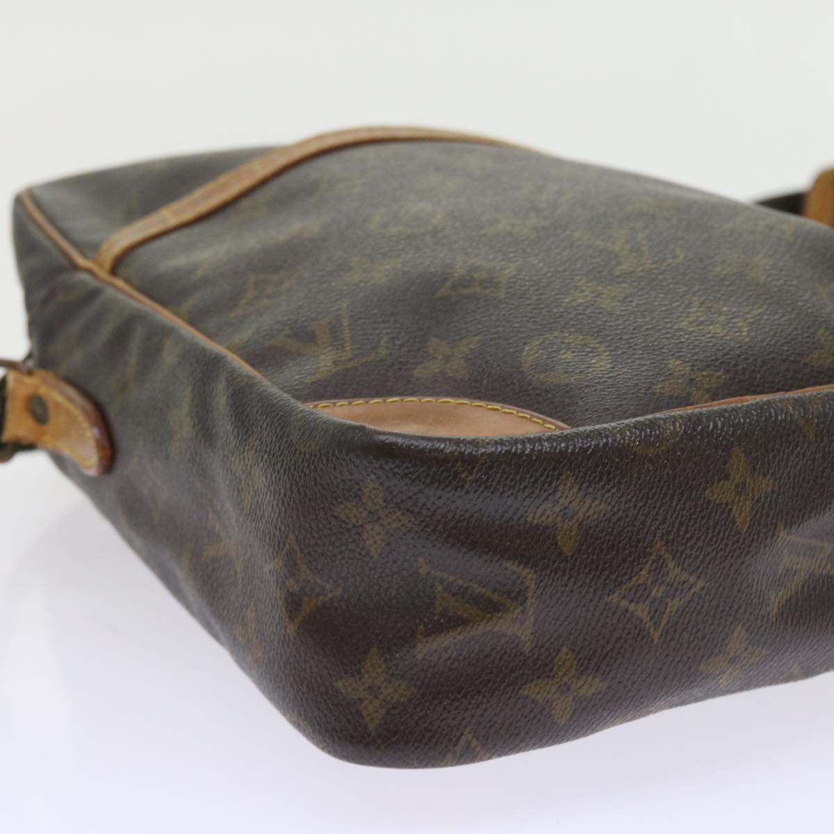 LOUIS VUITTON Monogram Danube GM Shoulder Bag M45262 LV Auth 58096