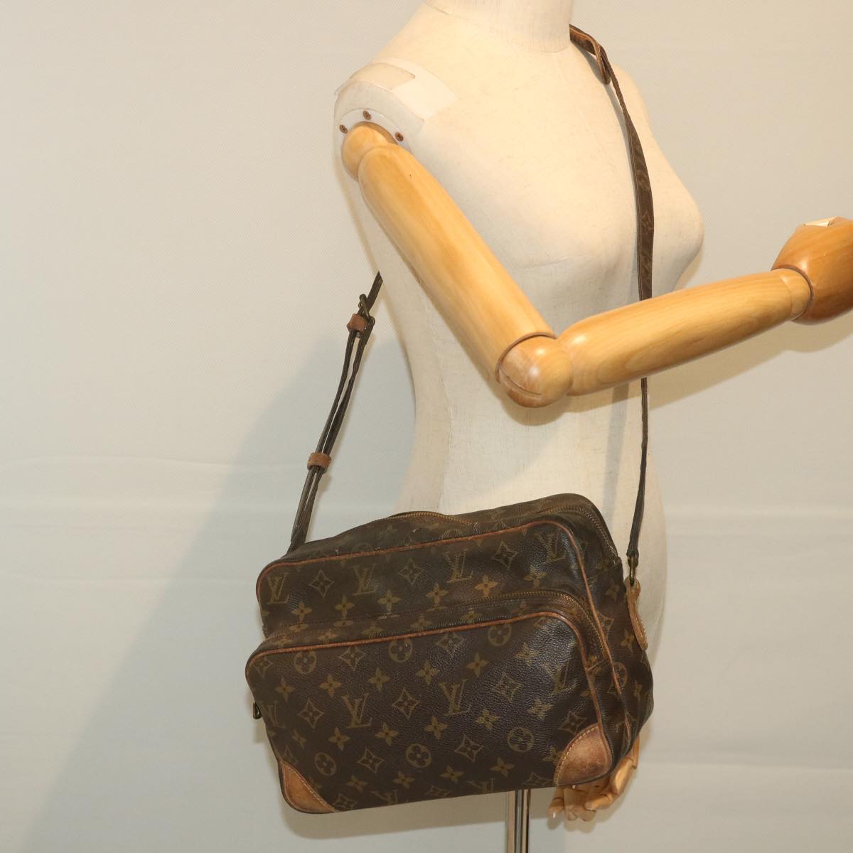 LOUIS VUITTON Monogram Nile Shoulder Bag M45244 LV Auth 58282