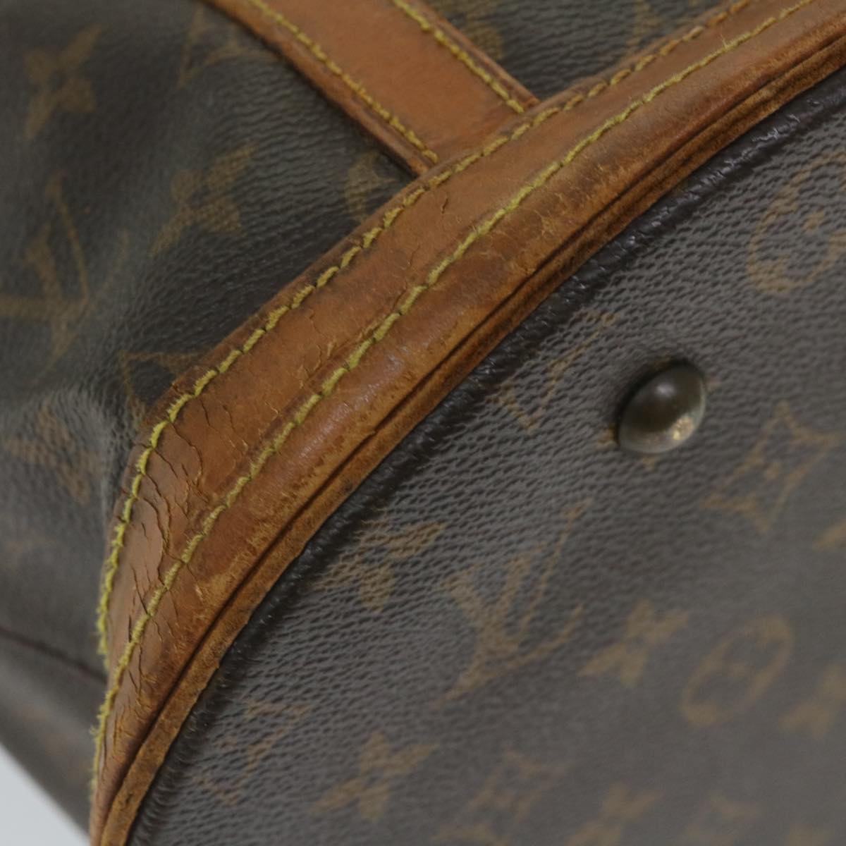 LOUIS VUITTON Monogram Bucket GM Shoulder Bag M42236 LV Auth 58301