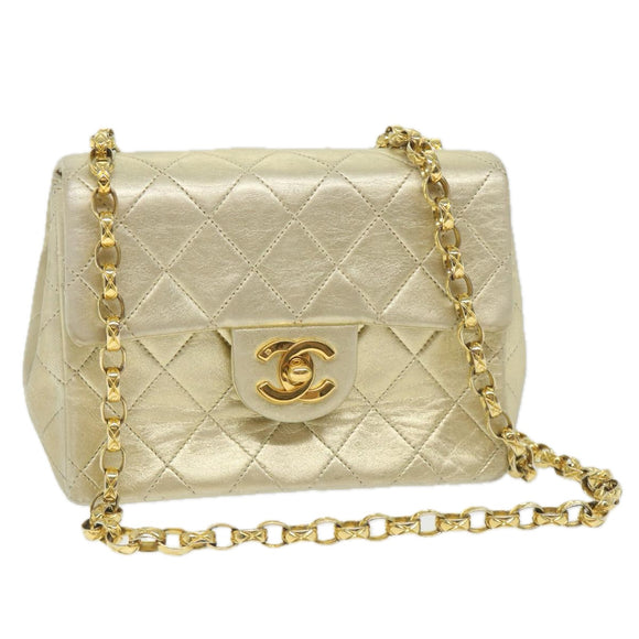 CHANEL Matelasse Chain Shoulder Bag Lamb Skin Gold CC Auth 58346SAV