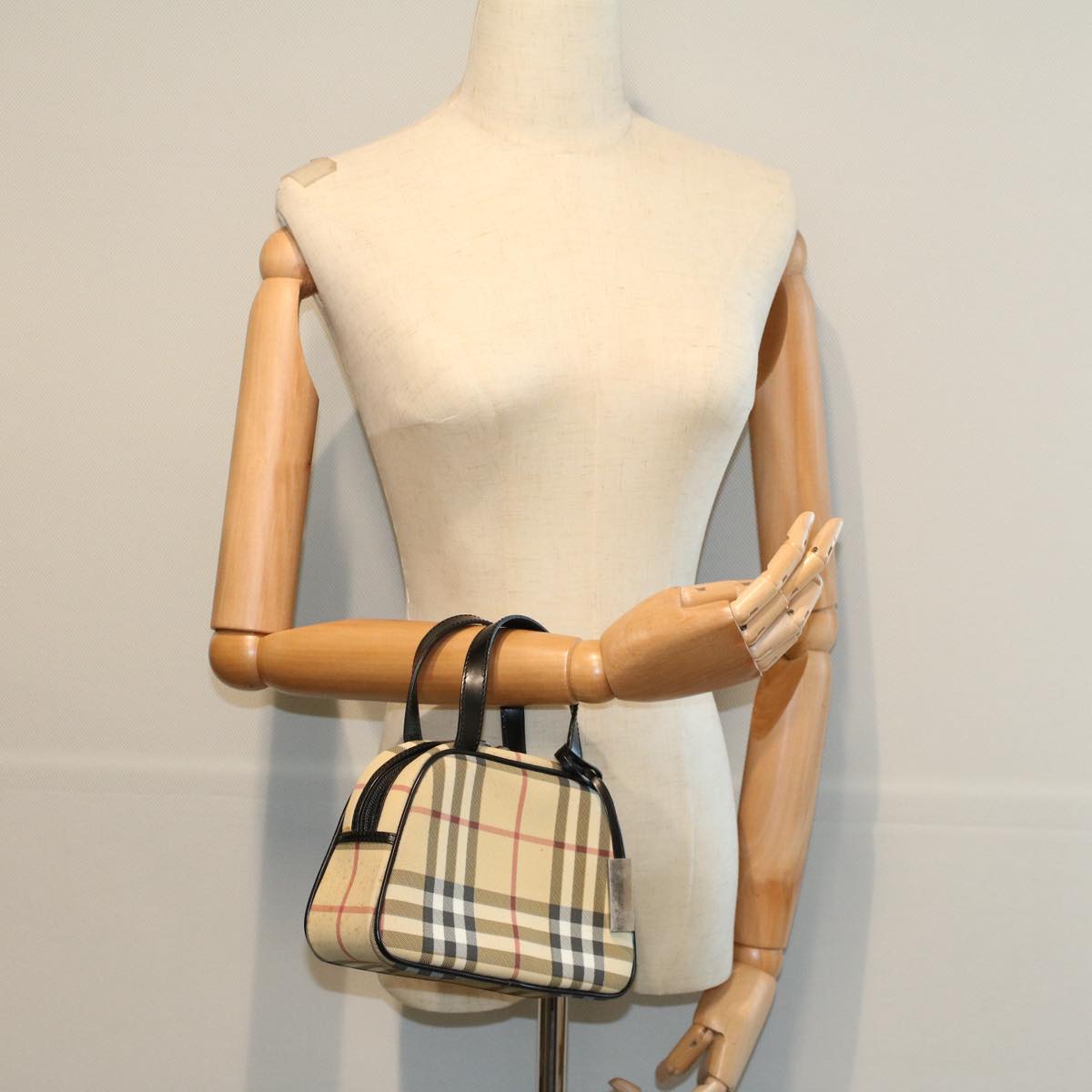 BURBERRY Nova Check Hand Bag PVC Leather Beige Auth 58512