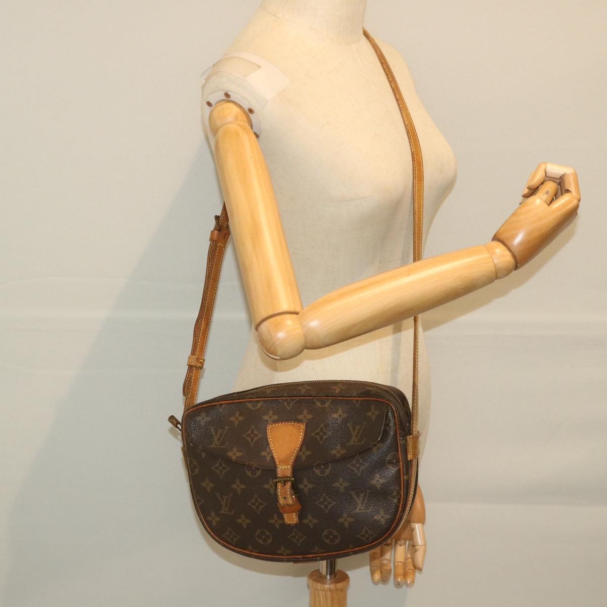 LOUIS VUITTON Monogram Jeune Fille MM Shoulder Bag M51226 LV Auth 58519