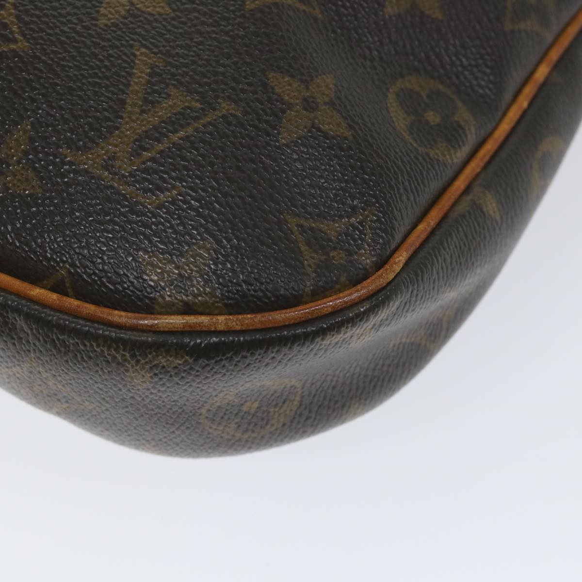 LOUIS VUITTON Monogram Odeon PM Shoulder Bag M56390 LV Auth 58694