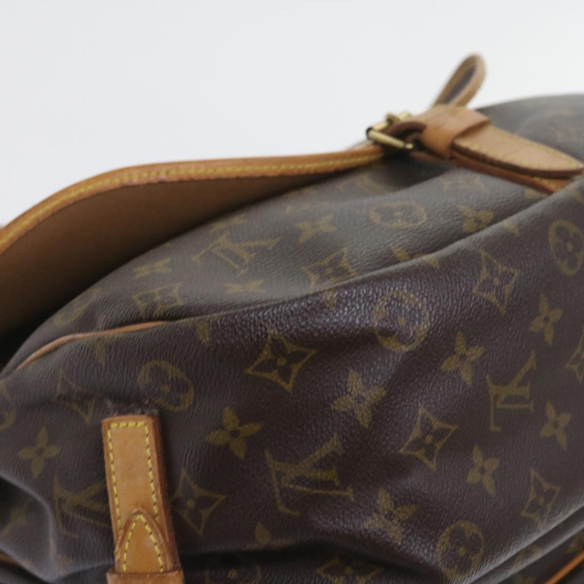 LOUIS VUITTON Monogram Saumur 35 Shoulder Bag M42254 LV Auth 58743